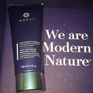 Monat conditioner